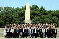 Yunus addressed Forum of Bankers and Investment at Shanghai Jiao Tong University Yunus addressed Forum of Bankers and Investment at Shanghai Jiao Tong University