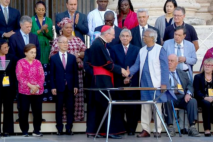 Yunus Chairs the Vatican Declaration on Human Fraternity Yunus Chairs the Vatican Declaration on Human Fraternity